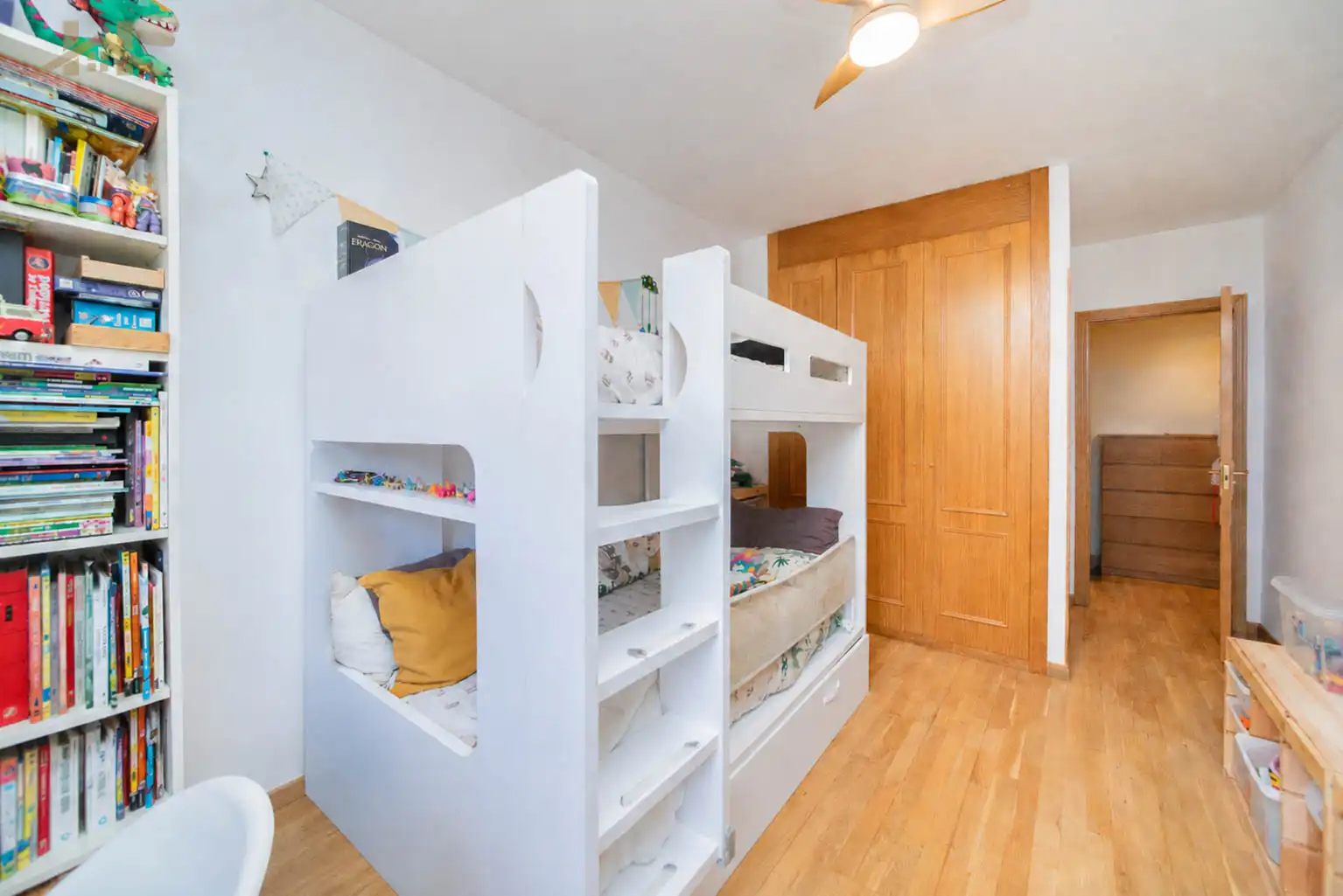 Bedroom of Flat for sale in Villanueva del Pardillo  with Air Conditioner, Heating and Terrace