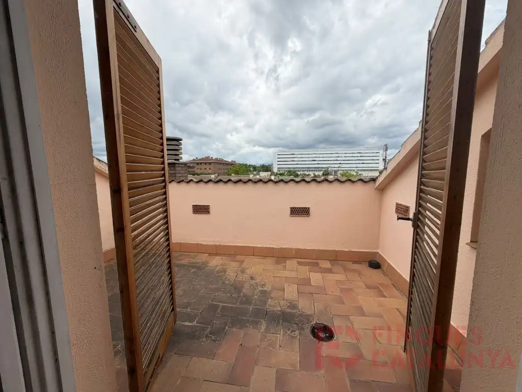 Terrace of Houses for sale in Girona