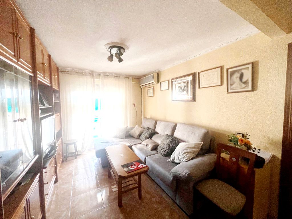 Living room of Flat for sale in Alcalá de Henares  with Heating and Terrace