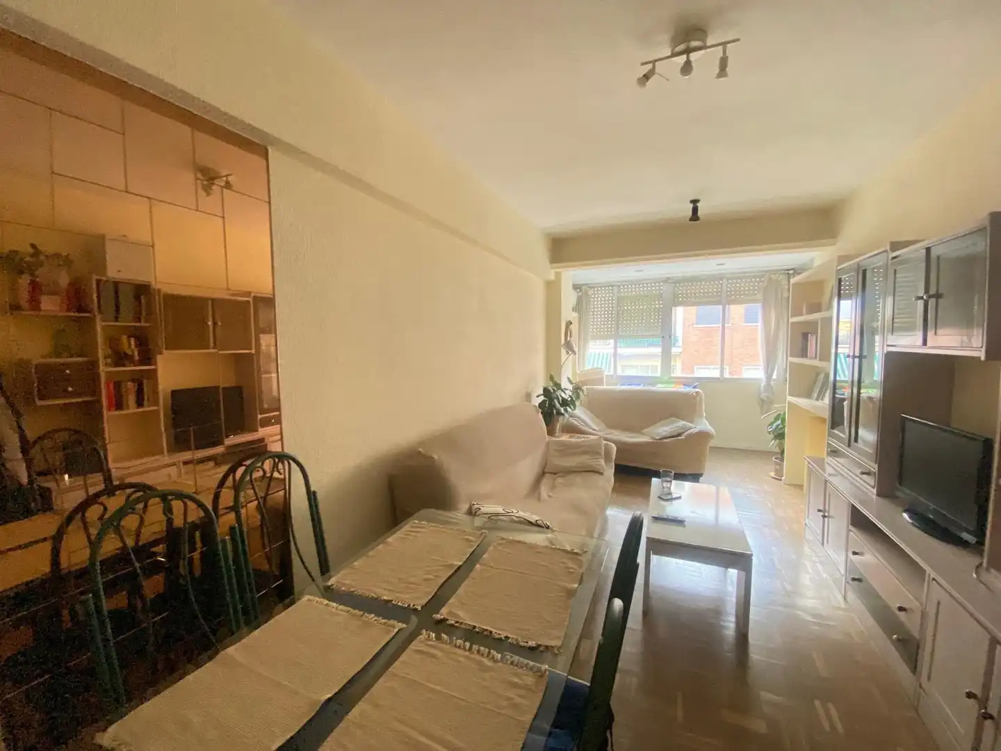 Living room of Flat for rent in Madrid  with Air Conditioner, Heating and Private garden