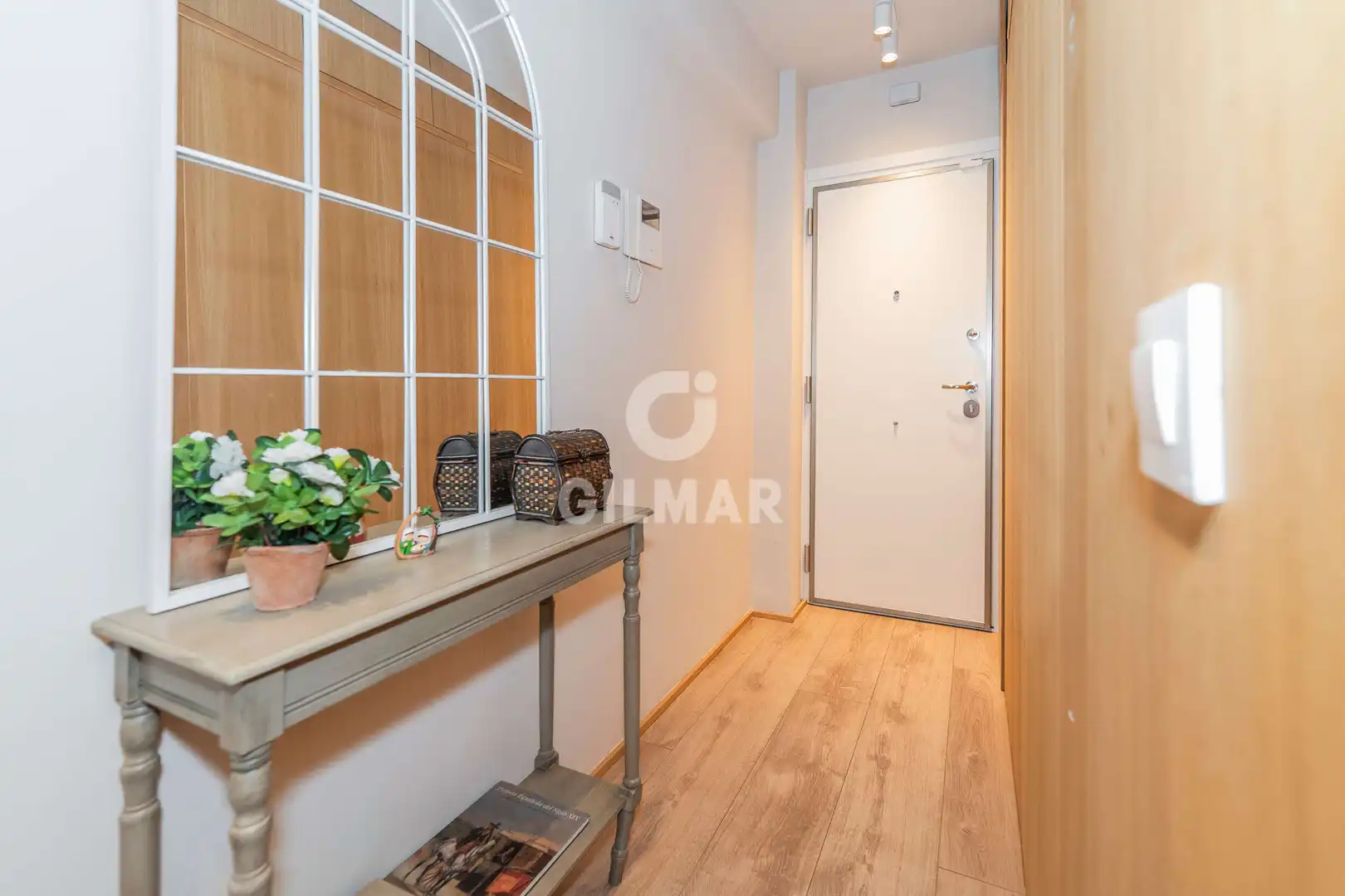 Piso en venta en Madrid con Calefacción y Amueblado
