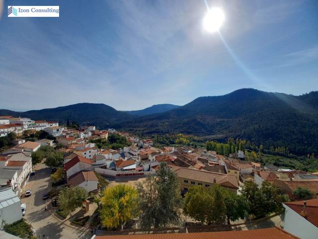 Edificio en Venta en Paterna del Madera