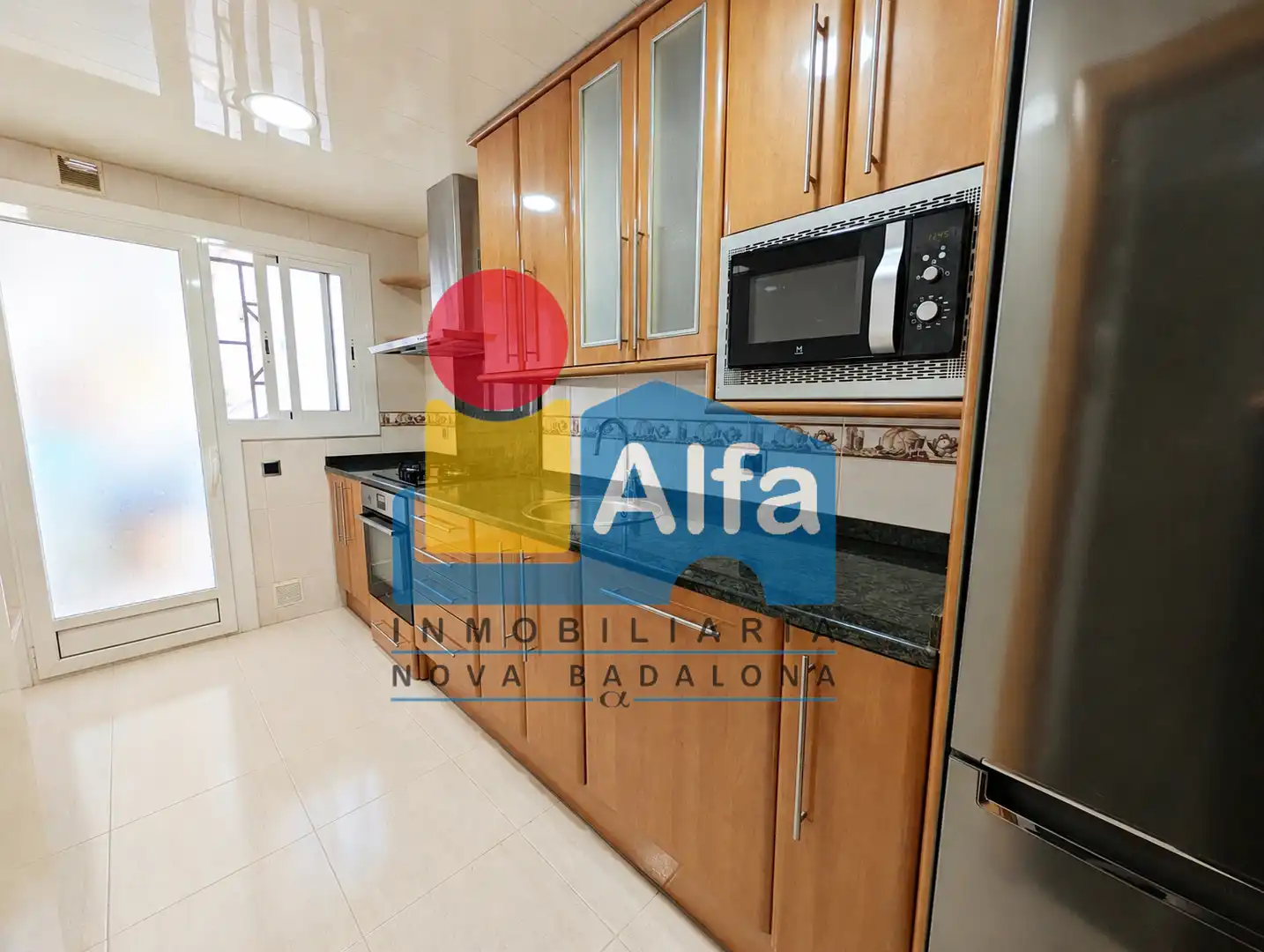 Cocina de Piso en venta en Badalona con Aire acondicionado, Calefacción y Jardín privado