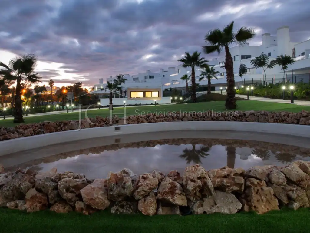 Vista exterior de Ático de alquiler en Estepona con Amueblado