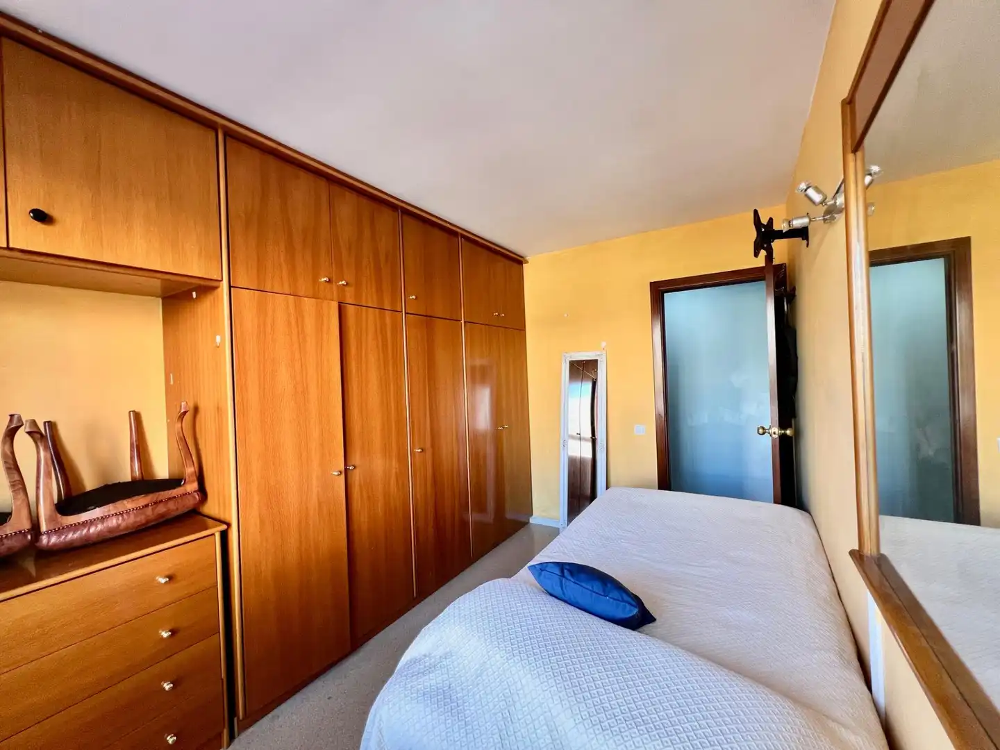 Habitación de Piso en venta en Sabadell con Aire acondicionado, Trastero y Balcón