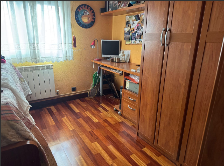Bedroom of Flat for sale in Sestao   with Heating
