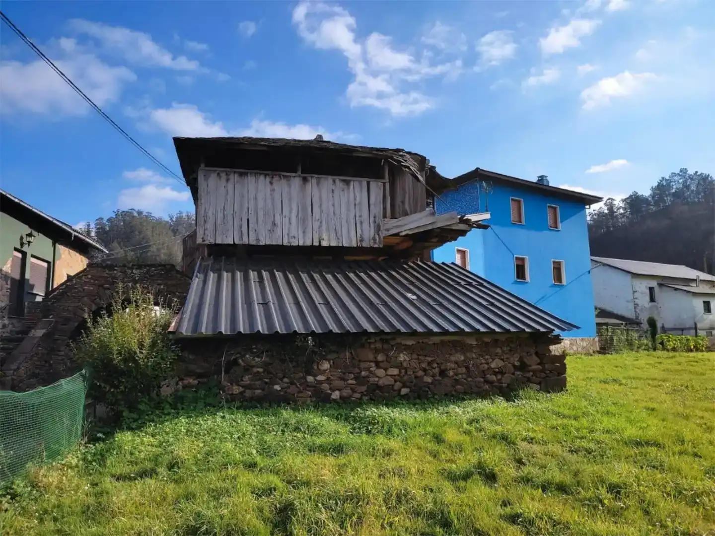 Vista exterior de Planta baja en venta en Valdés - Luarca