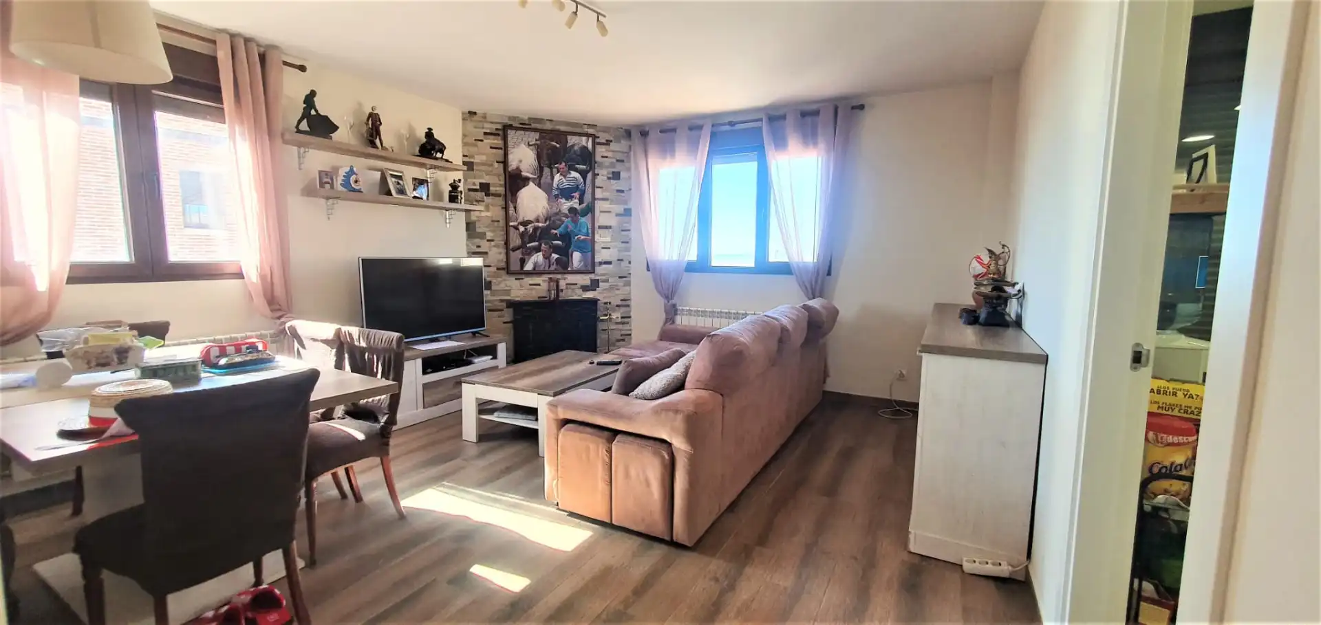 Sala de estar de Casa adosada en venta en El Vellón con Calefacción, Jardín privado y Terraza