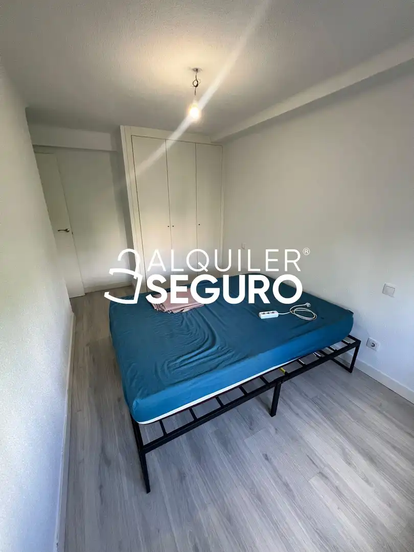 Habitación de Piso de alquiler en Madrid con Calefacción y Terraza