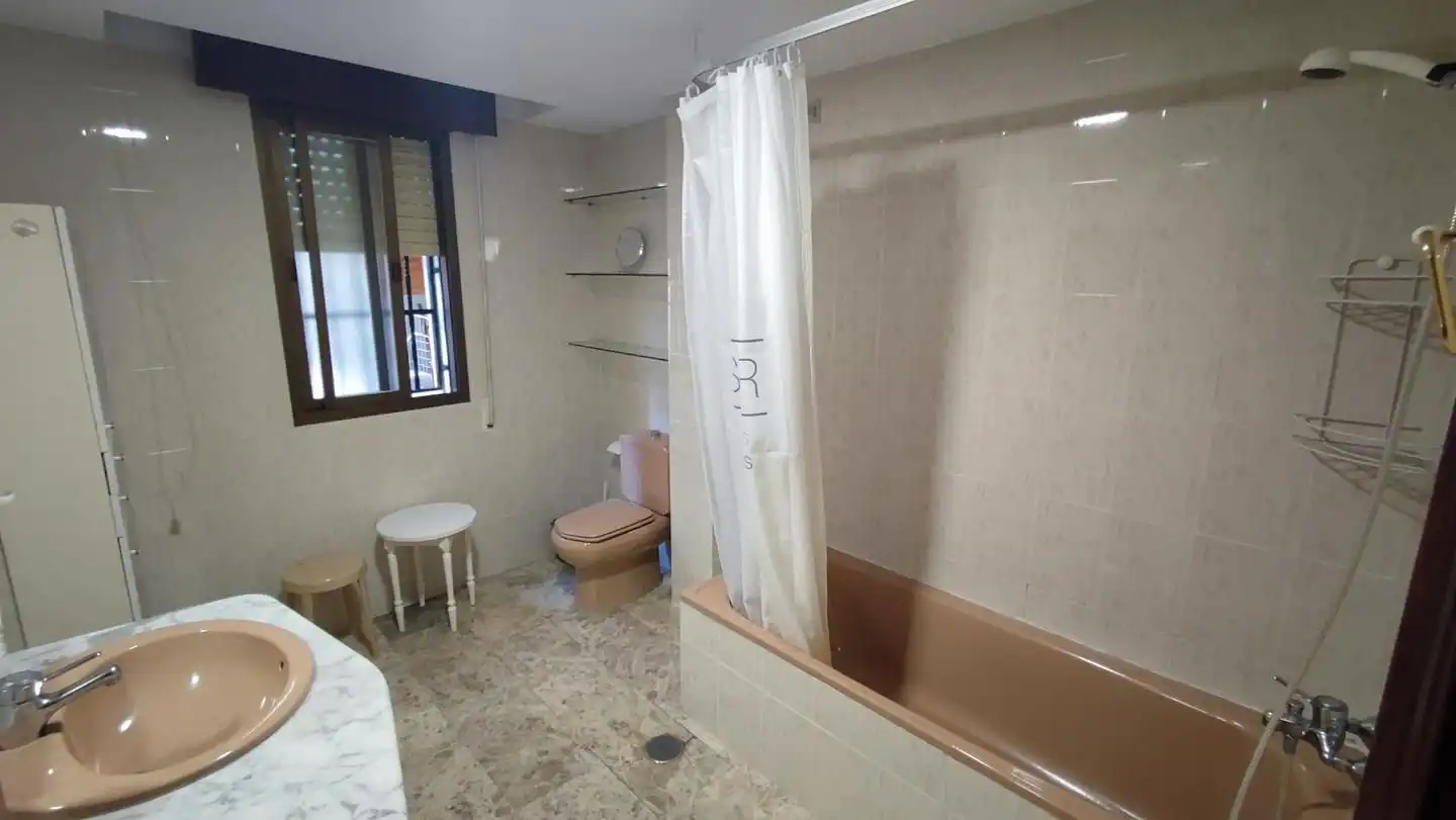 Appartamento con terrazza in affitto a Calle ALMIRECEROS, imagen 36