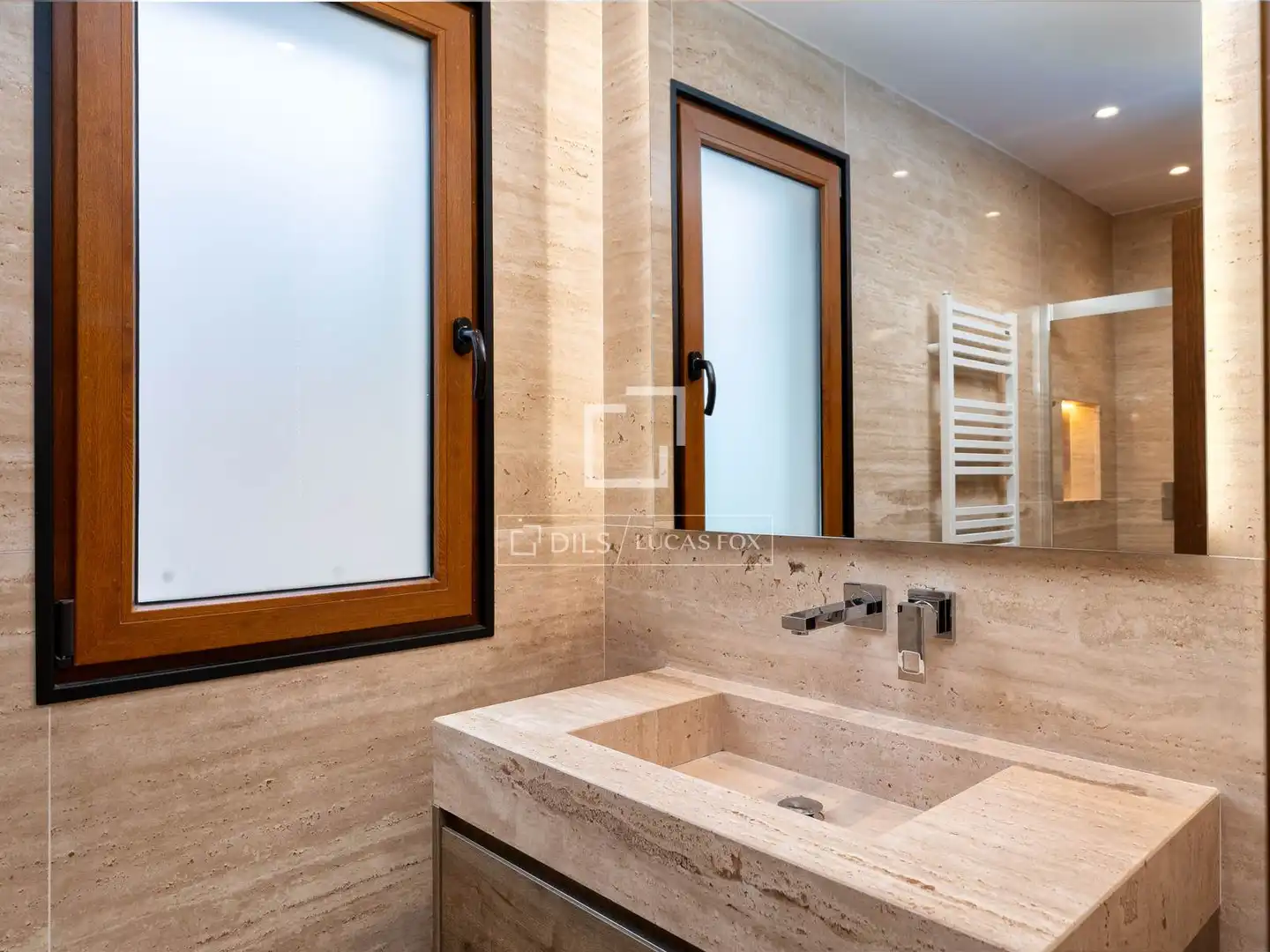 Bathroom of Houses for sale in Begur  with Air Conditioner, Heating and Private garden