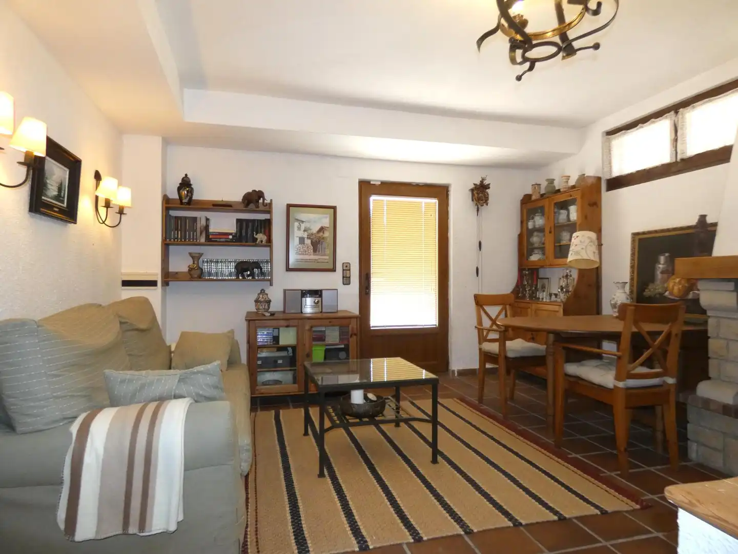 Sala d'estar de Casa o xalet en venda en Utebo amb Aire condicionat, Calefacció i Jardí privat