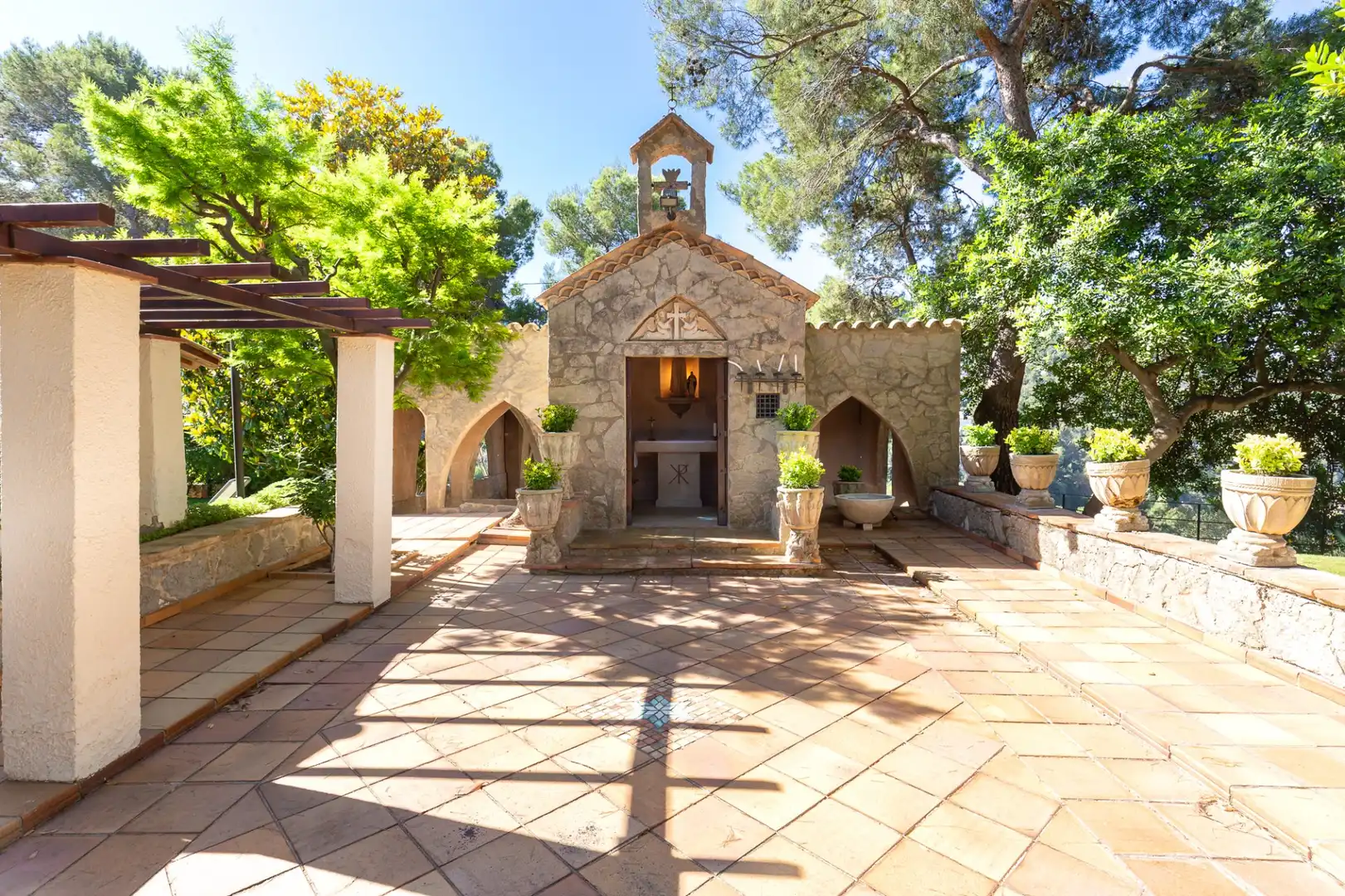 Vista exterior de Finca rústica en venda en Corbera de Llobregat amb Aire condicionat, Calefacció i Terrassa