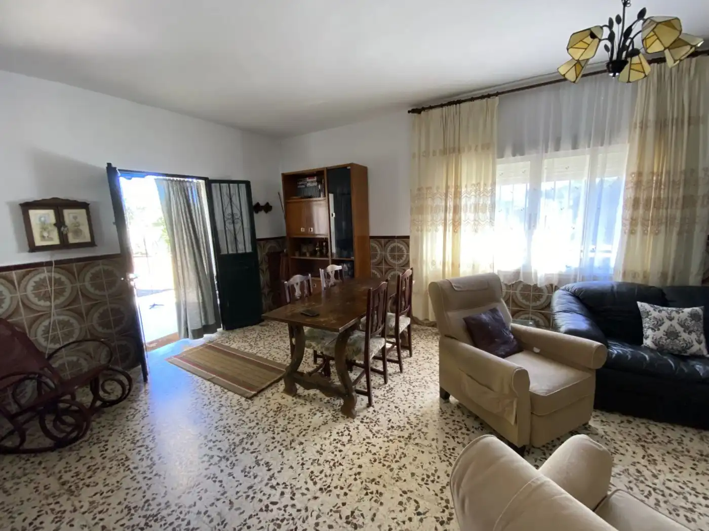 Sala de estar de Casa o chalet en venta en Valverde del Camino con Calefacción, Piscina y Amueblado