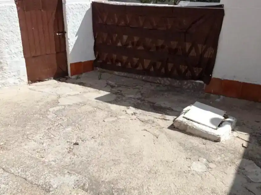 Aparcament de Planta baixa en venda en Retuerta del Bullaque amb Jardí privat, Traster i Moblat