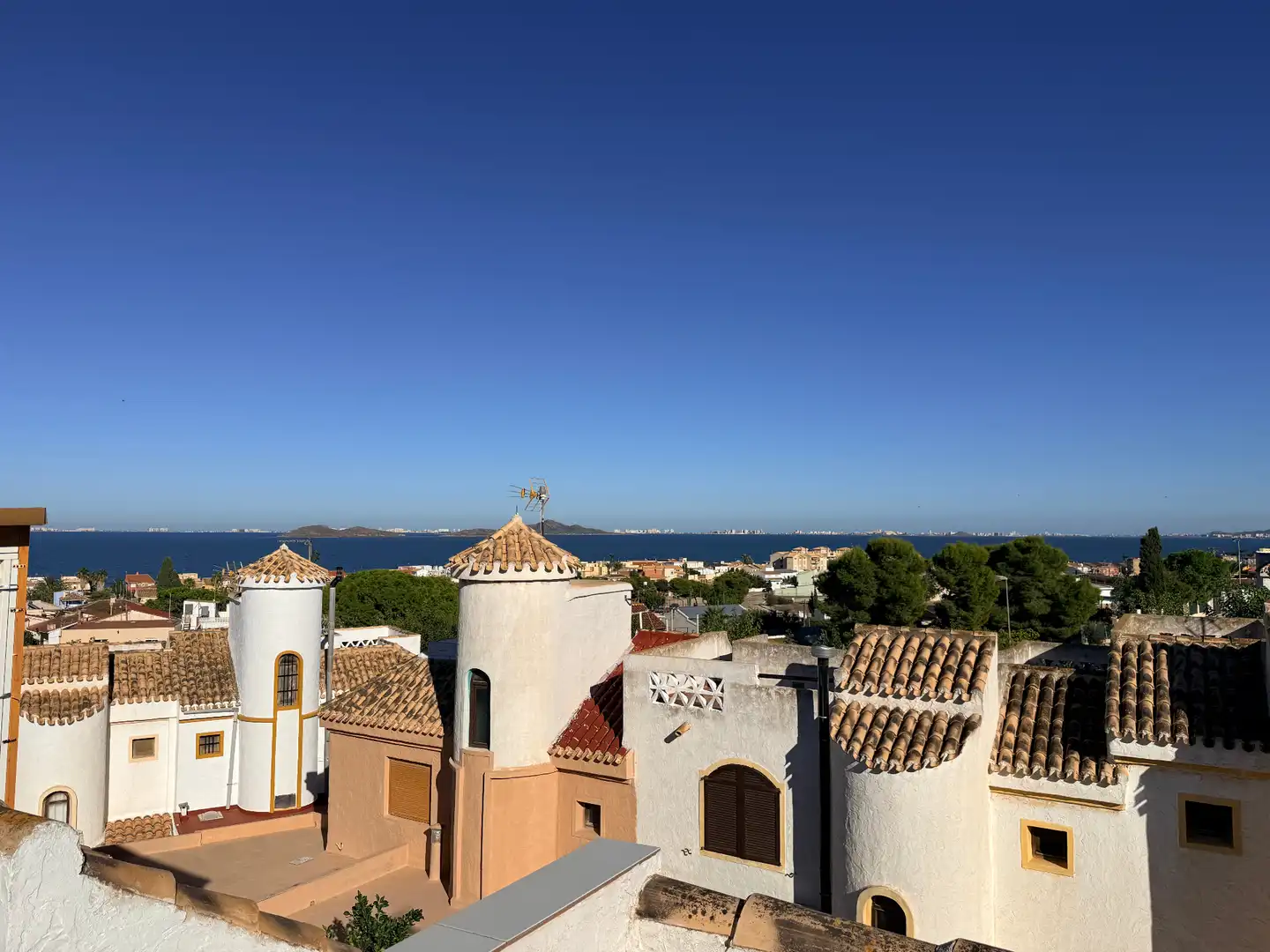Detached homes for sale in Calle Pantano Uret, Los Urrutias