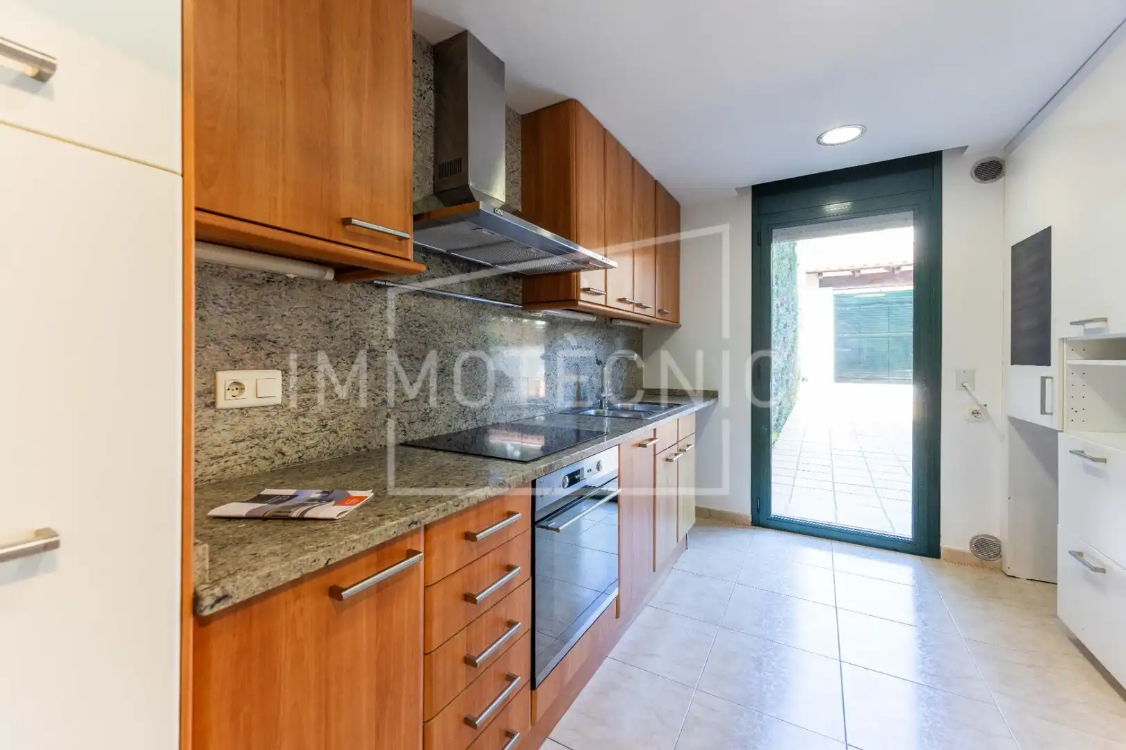 Küche von Einfamilien-Reihenhaus zum Verkauf in La Garriga mit Heizung und Terrasse