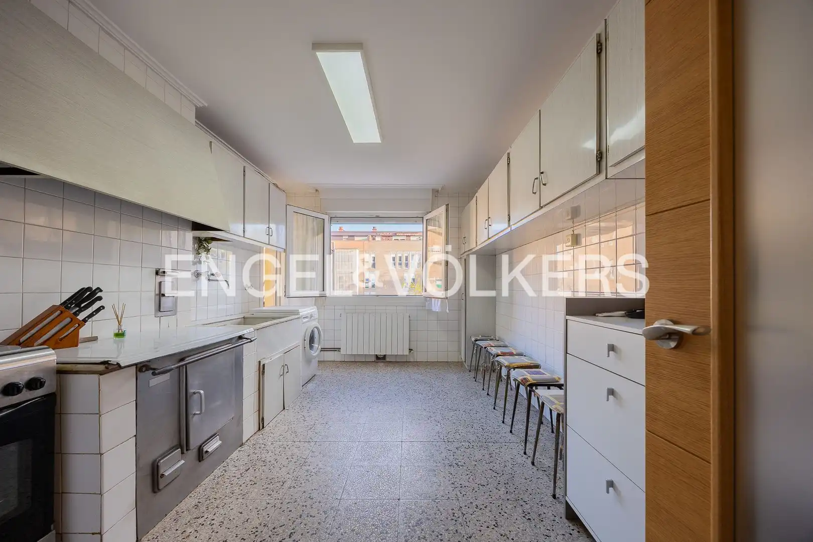 Kitchen of Flat for sale in Durango, Bizkaia