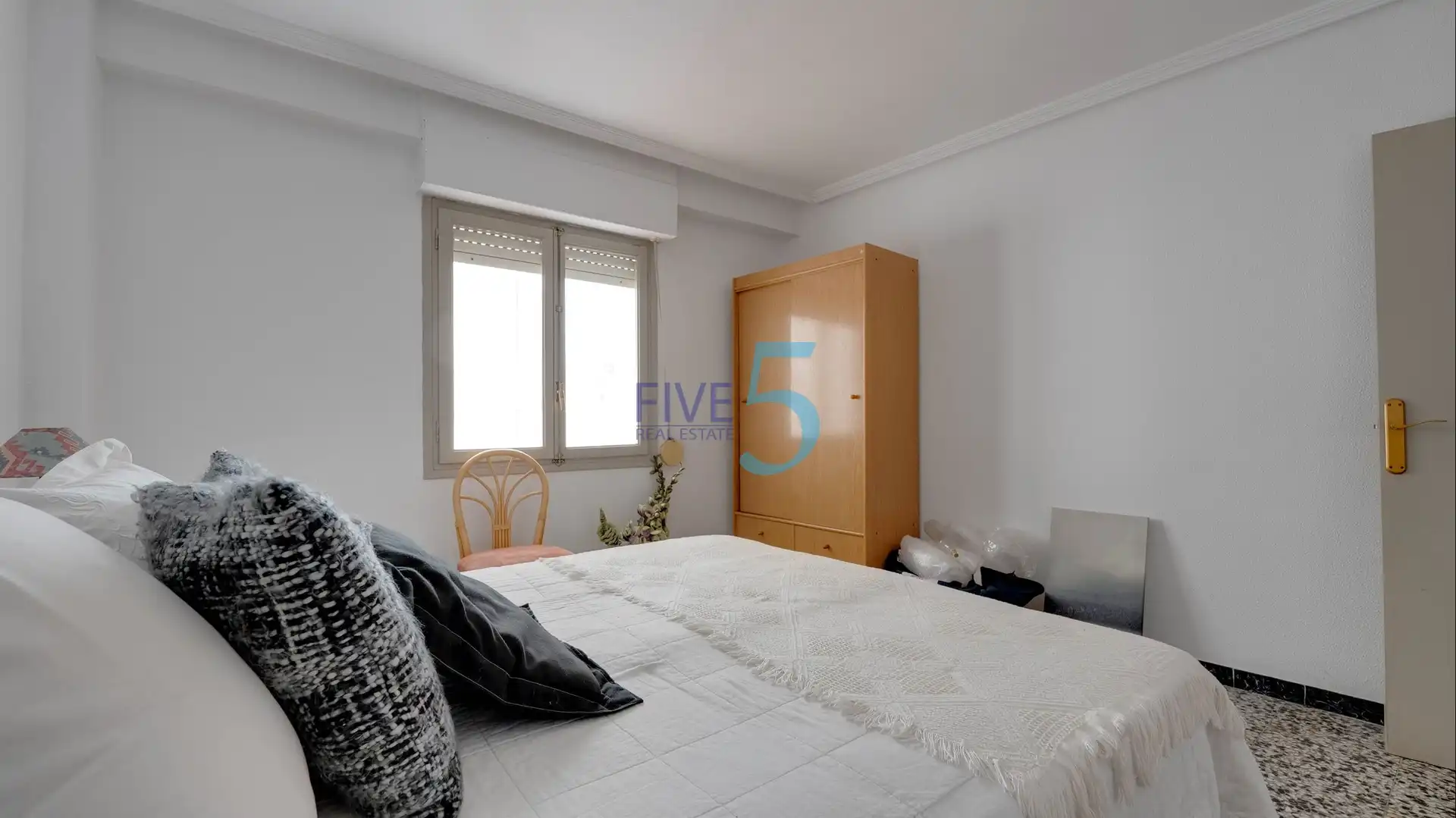 Bedroom of Flat for sale in Elche / Elx  with Furnished and Balcony