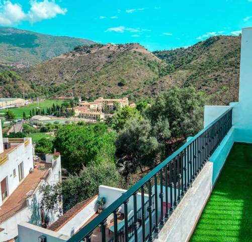 Piso en Alquiler en Benahavís pueblo