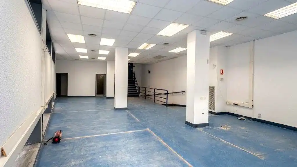 Commercial properties for rent in Torrejón de Ardoz  with Air Conditioner