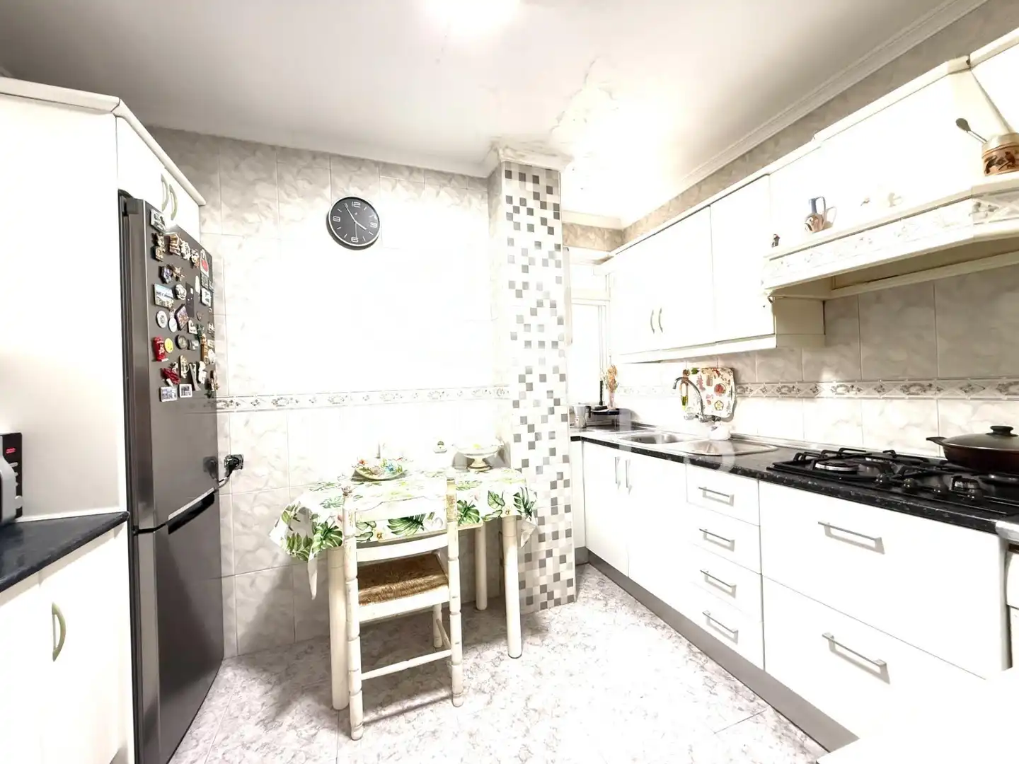 Cuina de Pis en venda en Málaga amb Aire condicionat, Terrassa i Moblat
