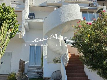 Bungalow avec balcon à vendre à Escandinavia - Cautivador