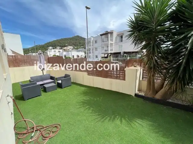Dúplex de lloguer a Cala Llonga, Santa Eulària