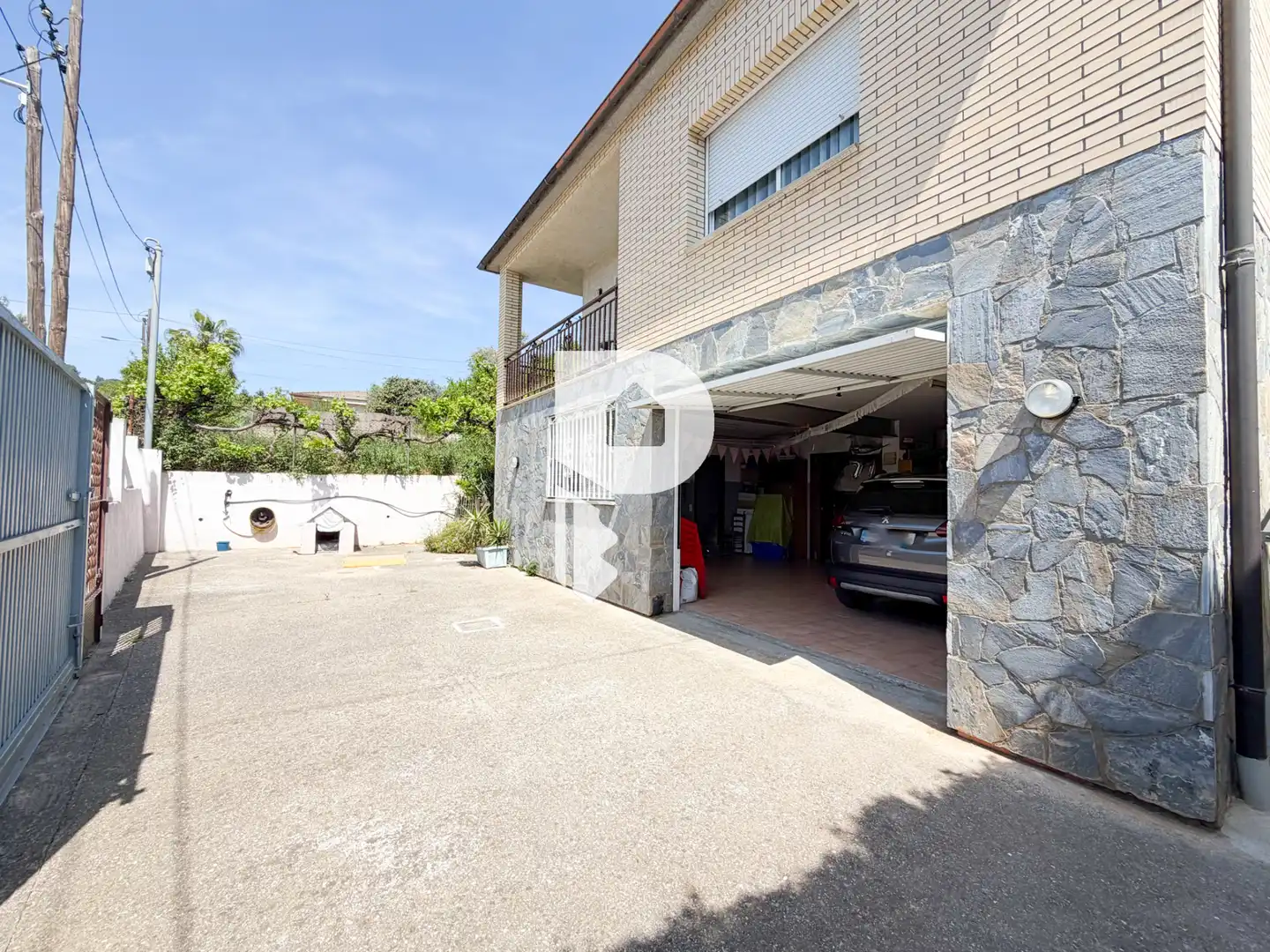 Parkplatz von Haus oder Chalet zum Verkauf in Sant Vicenç Dels Horts mit Klimaanlage, Heizung und Privatgarten
