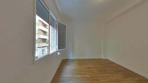 Photo 5 of Flat for sale in C/ Virgen de la Cinta, Los Remedios,  Sevilla Capital