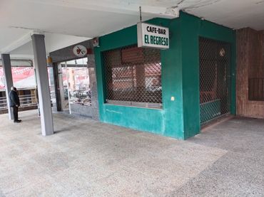 Local comercial en venda a Avilés - CL HERMANOS SORIA 7