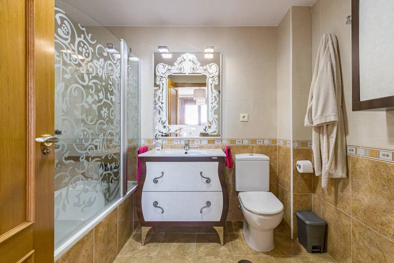 Baño de Piso en venta en Murcia con Aire acondicionado, Calefacción y Trastero