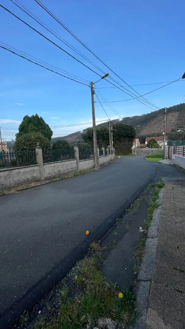 Vista exterior de Casa o xalet en venda en Narón amb Calefacció, Jardí privat i Traster