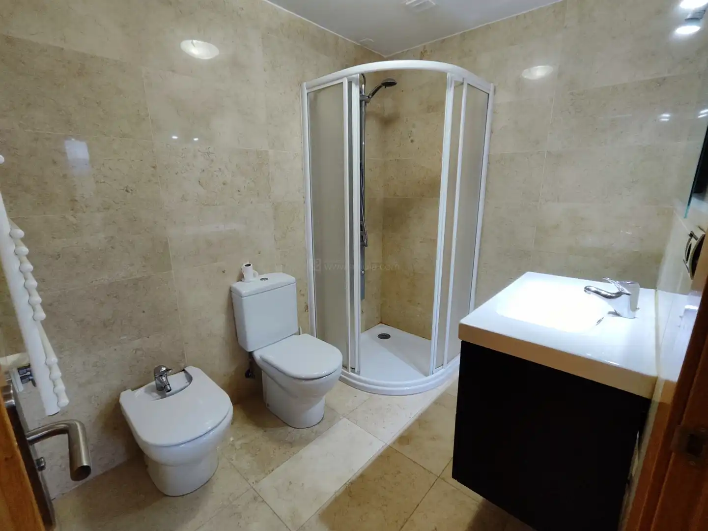 Bathroom of Flat for sale in  Logroño  with Air Conditioner, Heating and Private garden