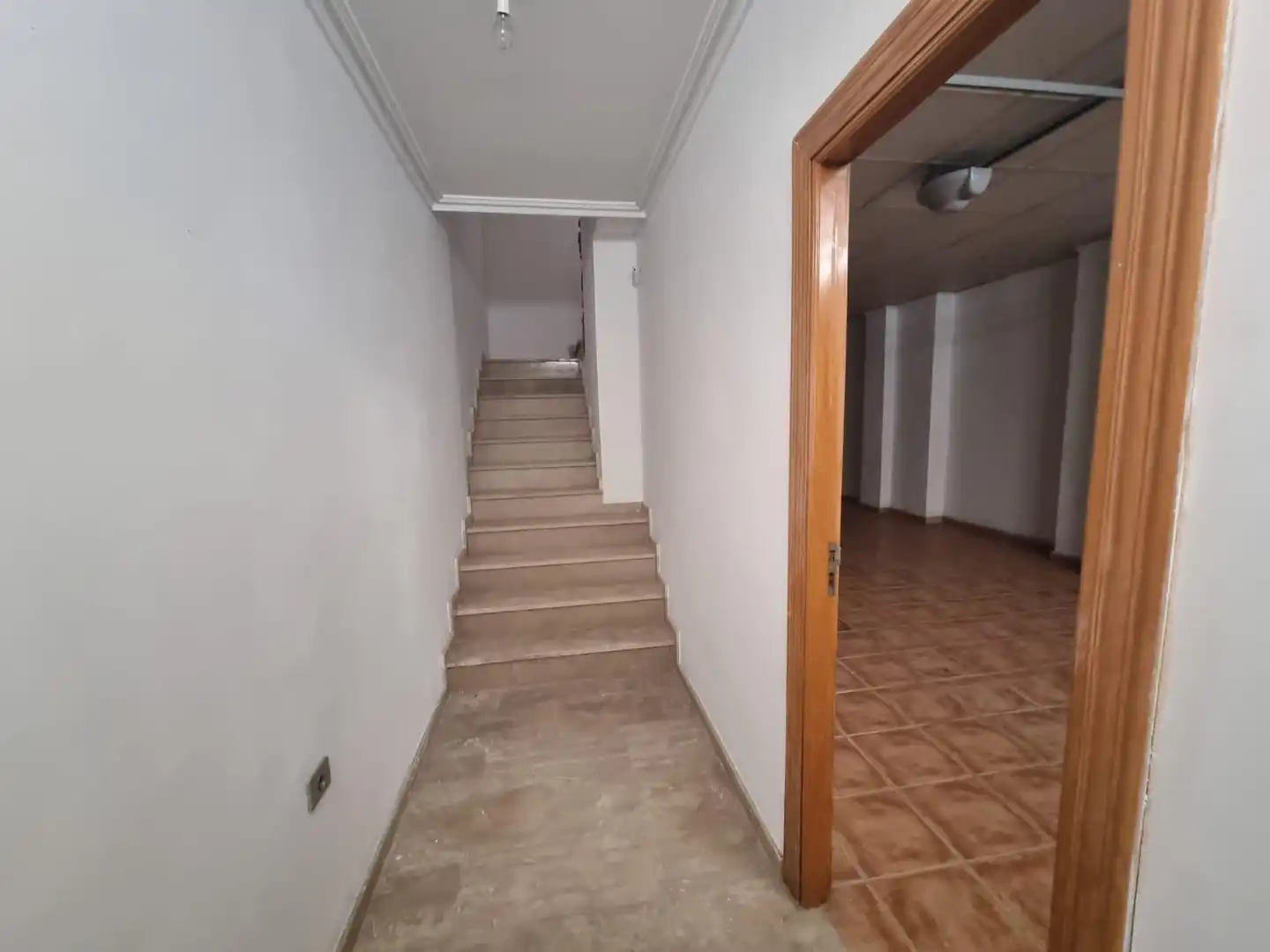 Adosado con terraza en venta en Avenida ALCORA, imagen 2