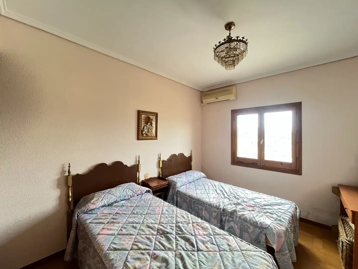 Habitación de Casa o chalet en venta en Sagunto / Sagunt con Jardín privado, Terraza y Trastero