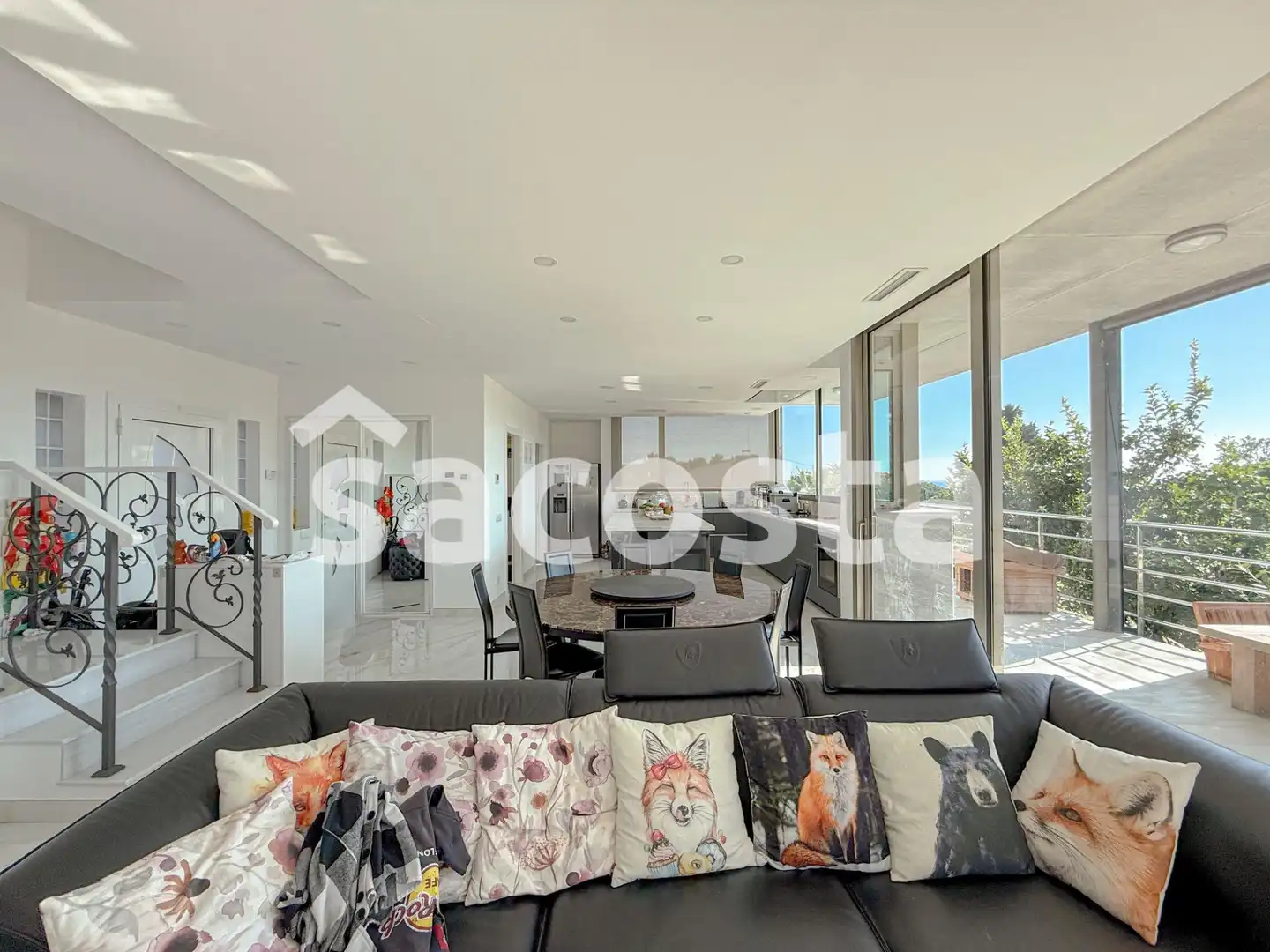 Sala d'estar de Casa o xalet en venda en Lloret de Mar amb Aire condicionat, Jardí privat i Terrassa