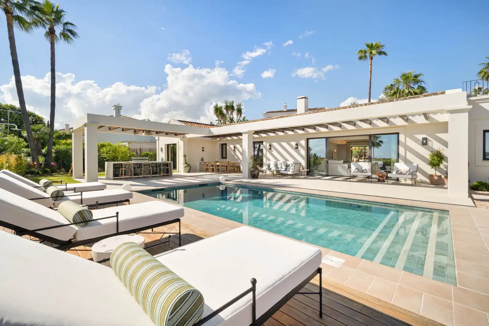 Villa mit Pool zum Verkauf in Nueva Andalucía, imagen 54