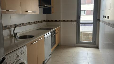 Foto 3 de Piso en venta en Logroño - Marques de Larios, Cascajos - Piqueras, La Rioja