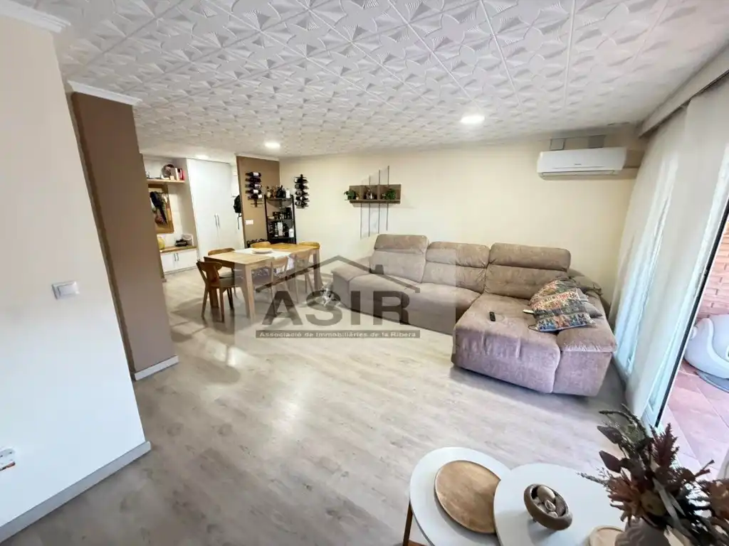 Sala d'estar de Pis de lloguer en Alzira amb Aire condicionat i Terrassa