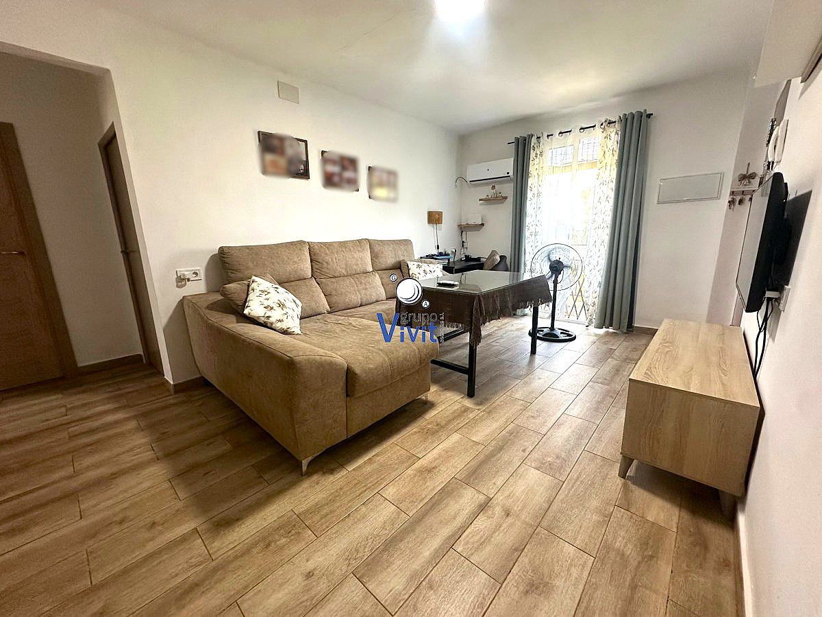 Sala d'estar de Pis en venda en Alcalá de Guadaira amb Aire condicionat i Terrassa