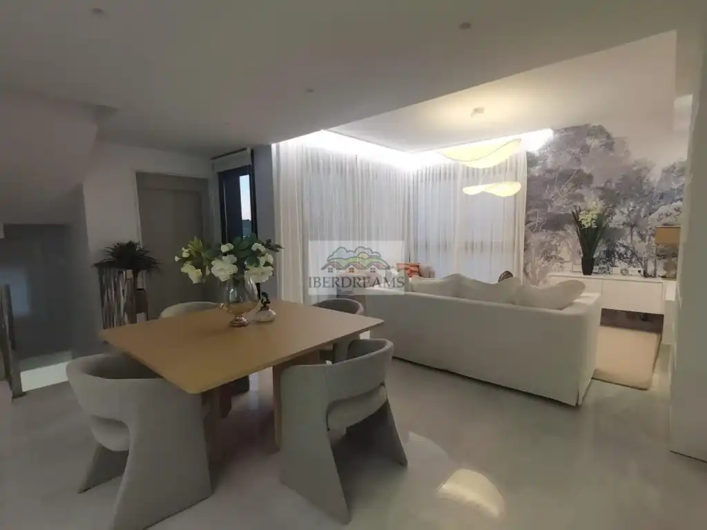 Casa en venta en Calle Wenceslao Fdez Florez-Cmo S/N, imagen 8