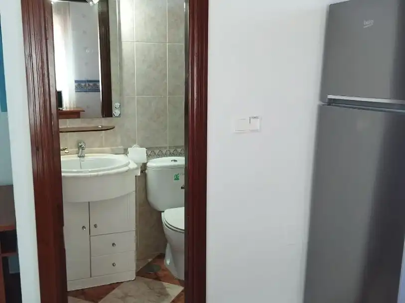 Badezimmer von Wohnung zur Miete in Brenes, Sevilla