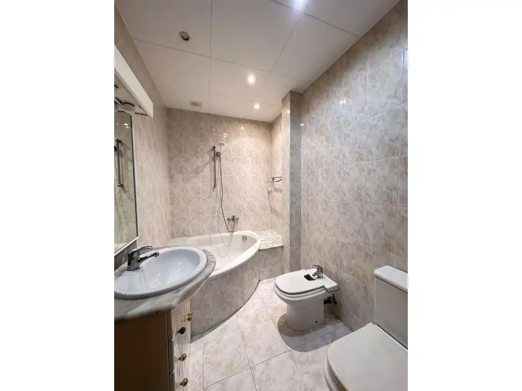 Baño de Piso en venta en Gironella