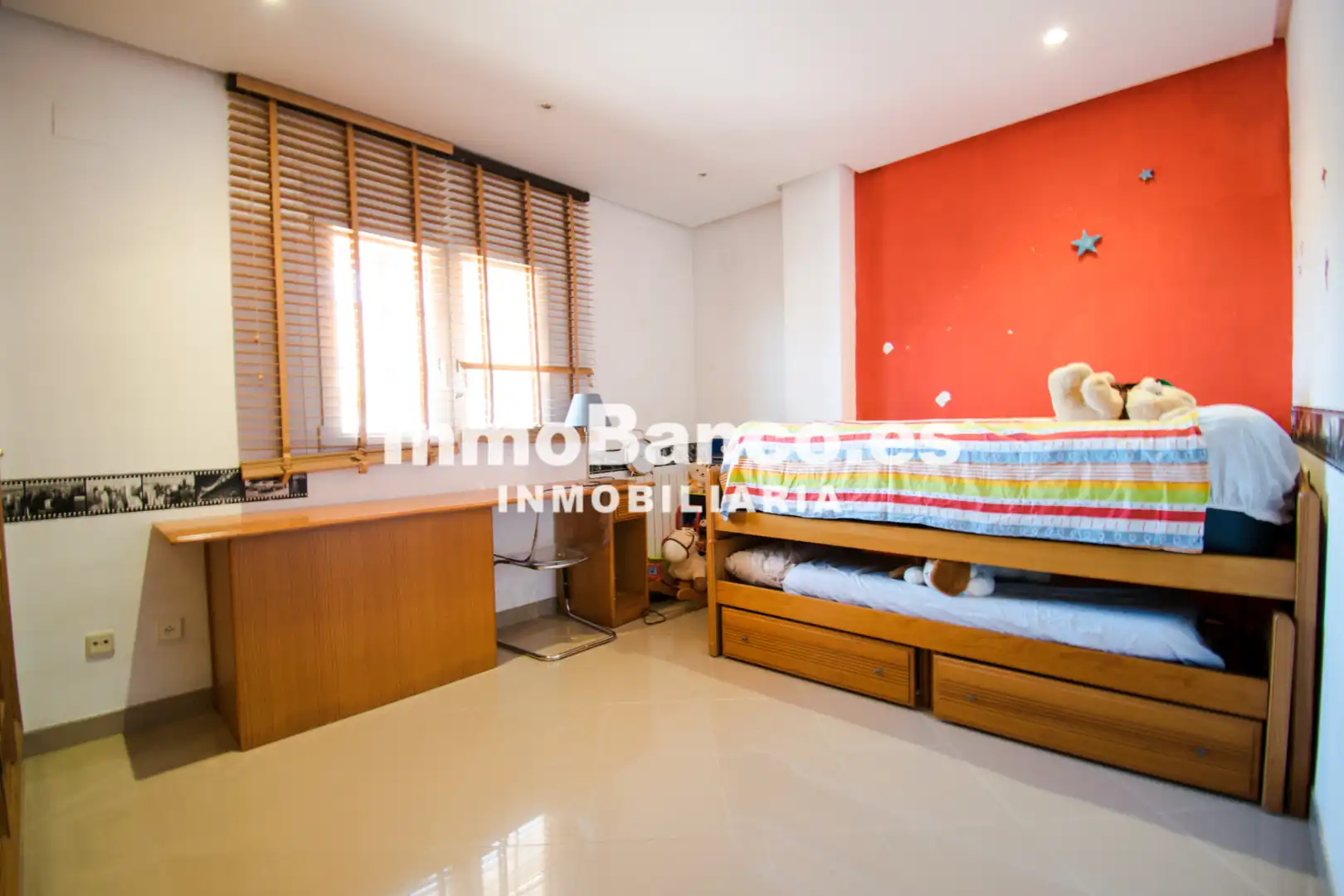 Habitación de Casa o chalet en venta en Chiva con Aire acondicionado, Calefacción y Jardín privado