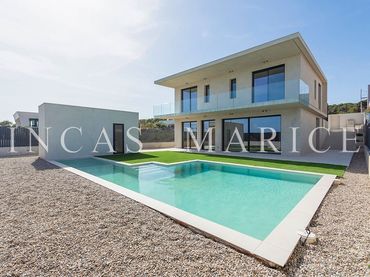 Casa con piscina in vendita a La Plana