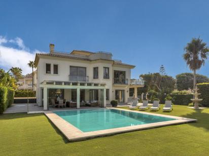 Garden of House or chalet for sale in Marbella  with Air Conditioner, Private garden and Terrace