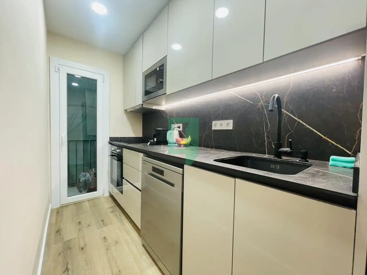 Cocina de Piso en venta en Badalona con Aire acondicionado, Calefacción y Balcón