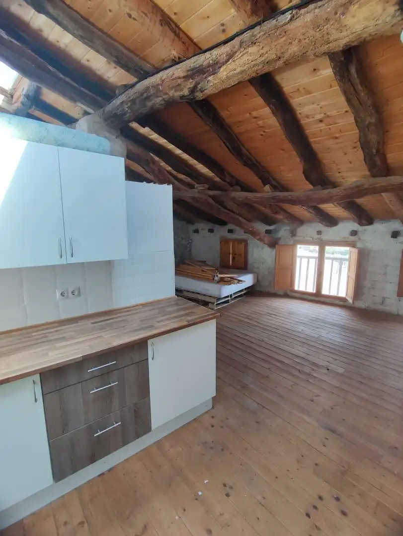 Cuina de Finca rústica en venda en Graus amb Aire condicionat i Balcó