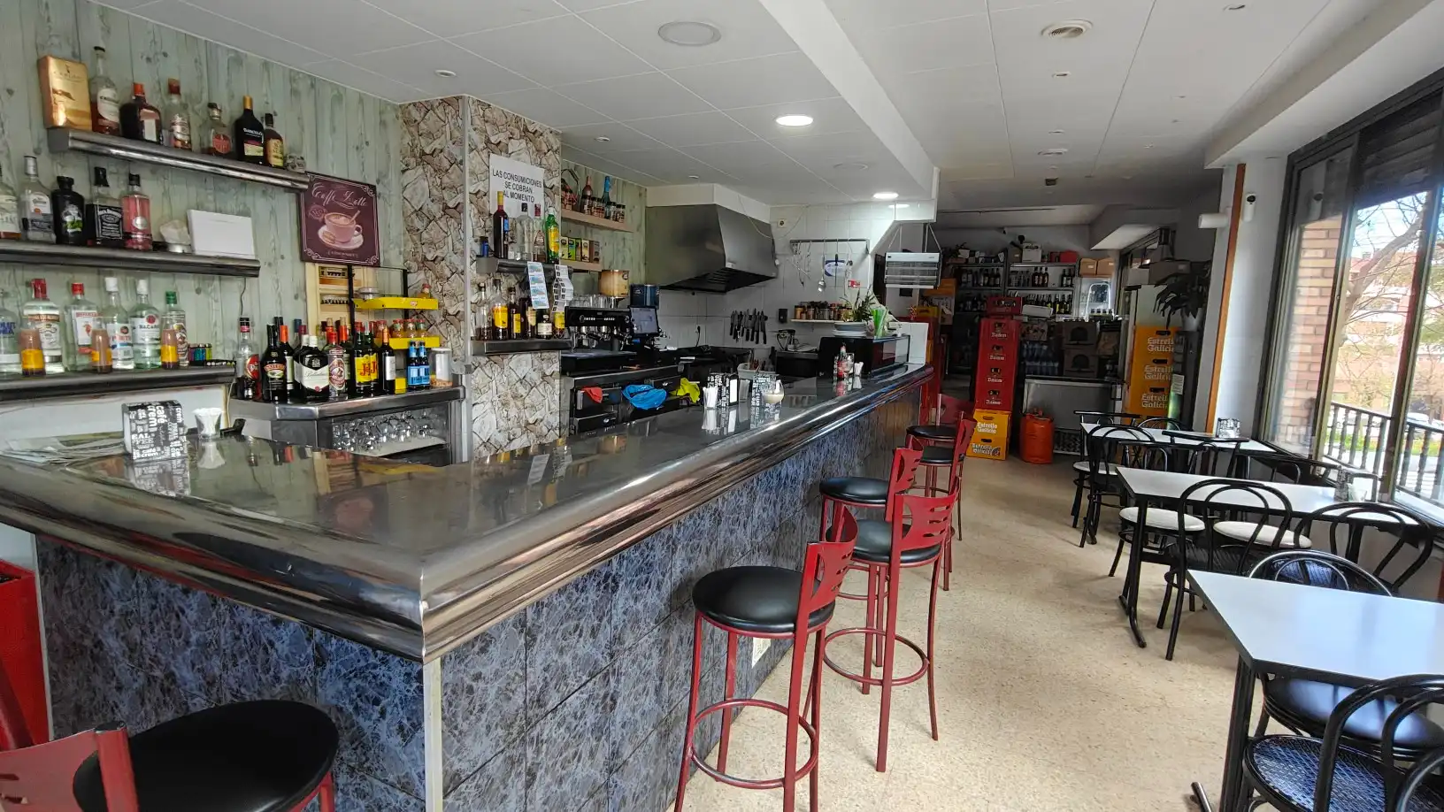 Local en traspaso en Mataró con Aire acondicionado, Calefacción y Terraza